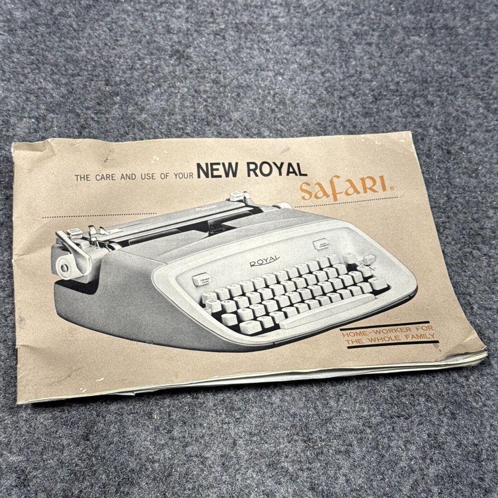 User Instruction Manual for a Royal Safari‎ Typewriter